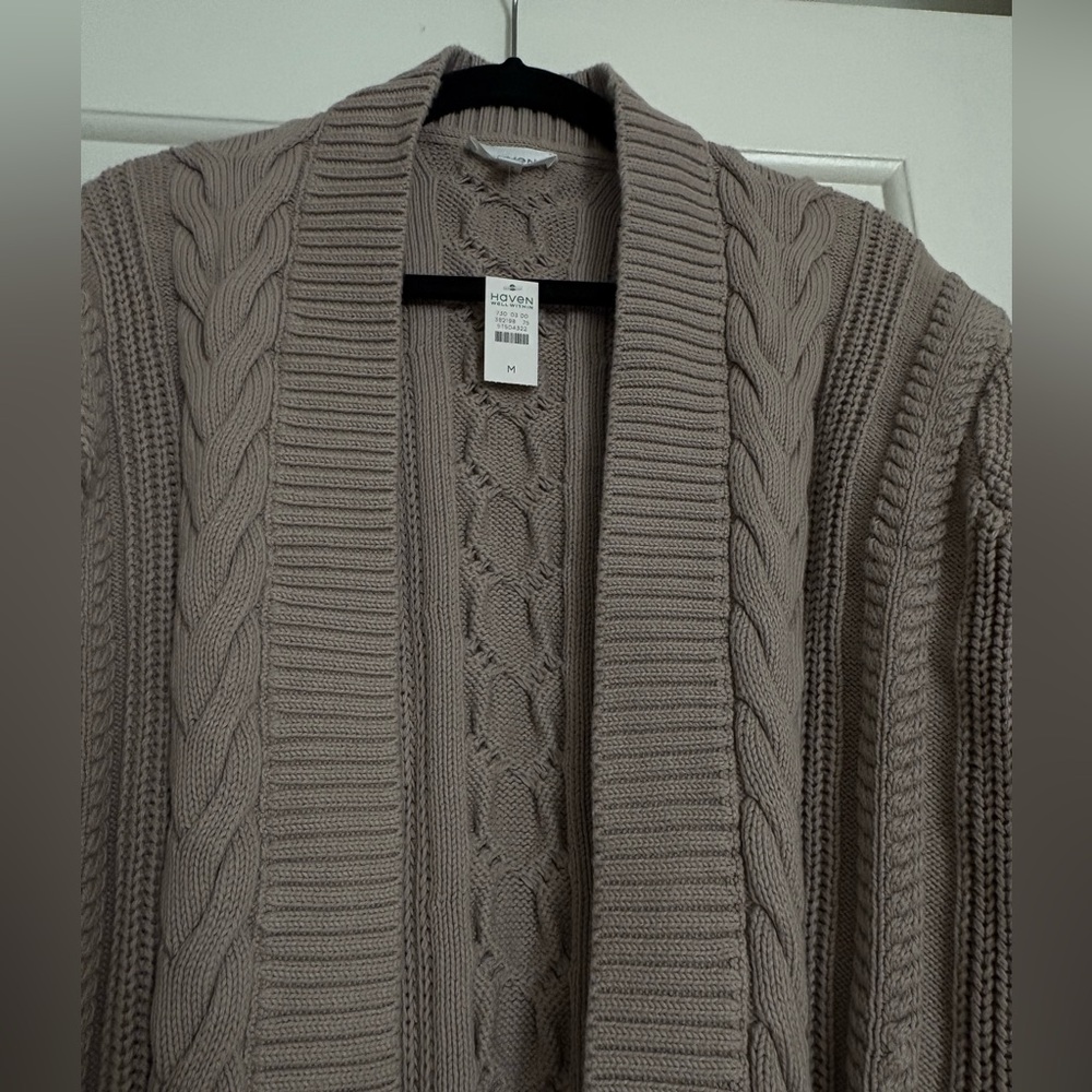 NWT Talbot’s Women’s Cable Knit Sweater - Taupe - Medium
